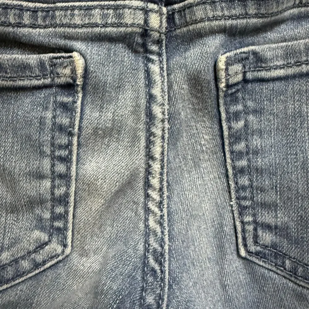 Children's Place Girls Jeggings Jeans Size 8 Distressed Blue Stretch Jeans Rips